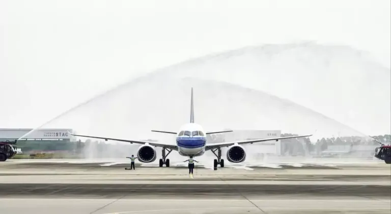 China Southern'dan C919 ile İlk Uçuş