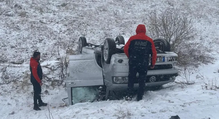 Ilgar Dağı Geçidi'nde 2 otomobil çarpıştı; 8 yaralı