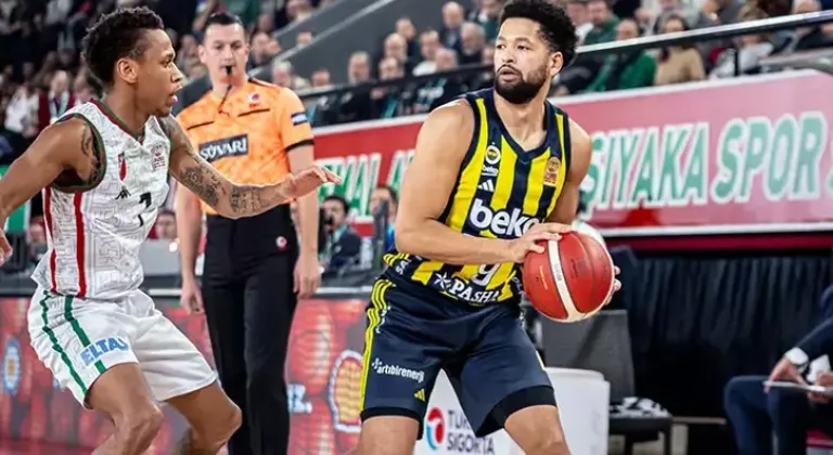 Karşıyaka - Fenerbahçe Beko: 90-101