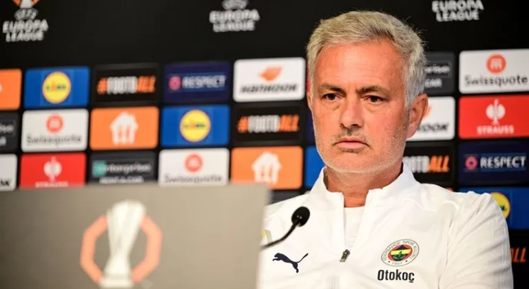 Mourinho, derbi sonrası basın toplantısına neden katılmadığını açıkladı