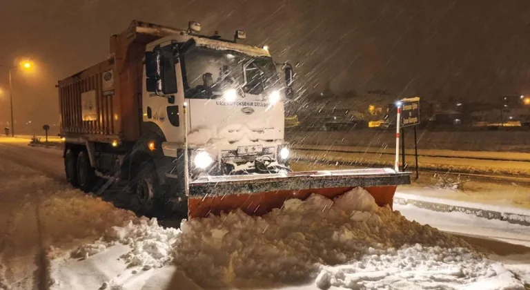 Van'da kar yağışı; 493 yerleşim yeri ulaşıma kapandı / Ek fotoğraflar